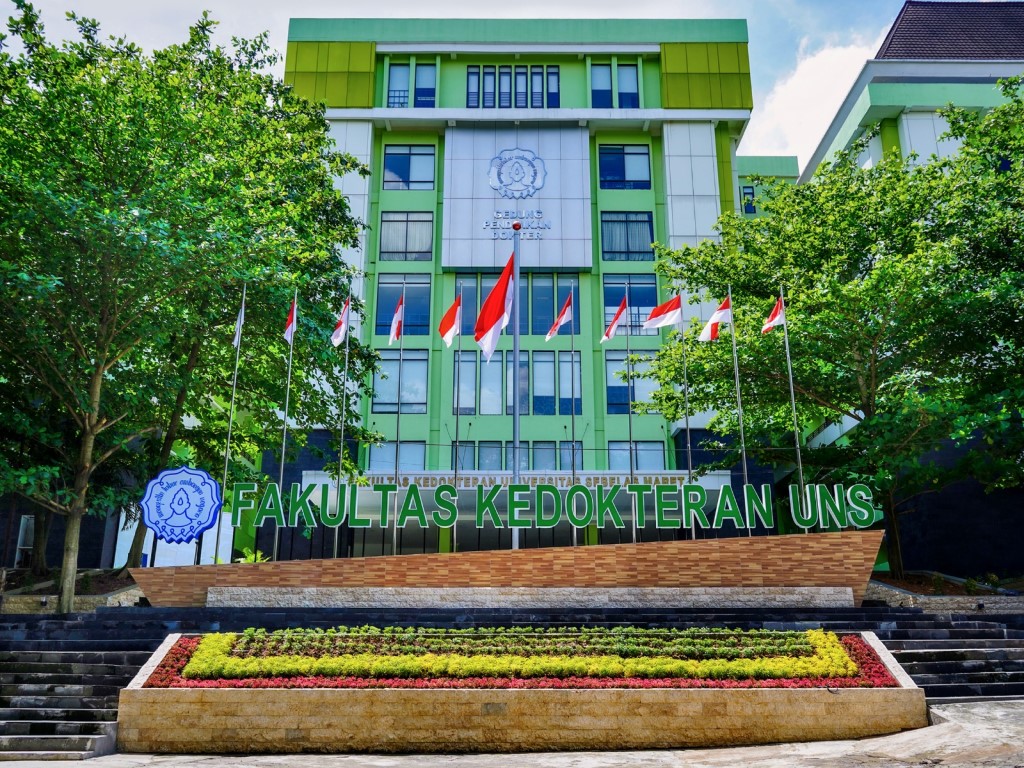 Gedung FK UNS