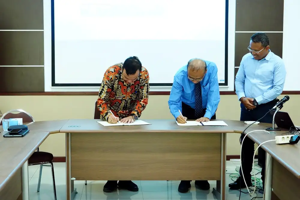 Medical Faculty of Sebelas Maret University | FK UNS Signs a ...