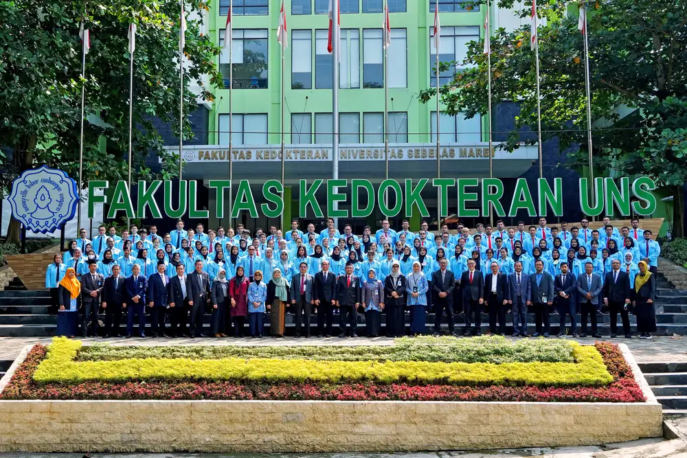 Fakultas Kedokteran UNS 129 Mahasiswa Baru Program Pendidikan Dokter