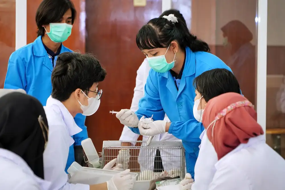 Fakultas Kedokteran UNS Laboratorium Hewan Coba FK UNS Adakan