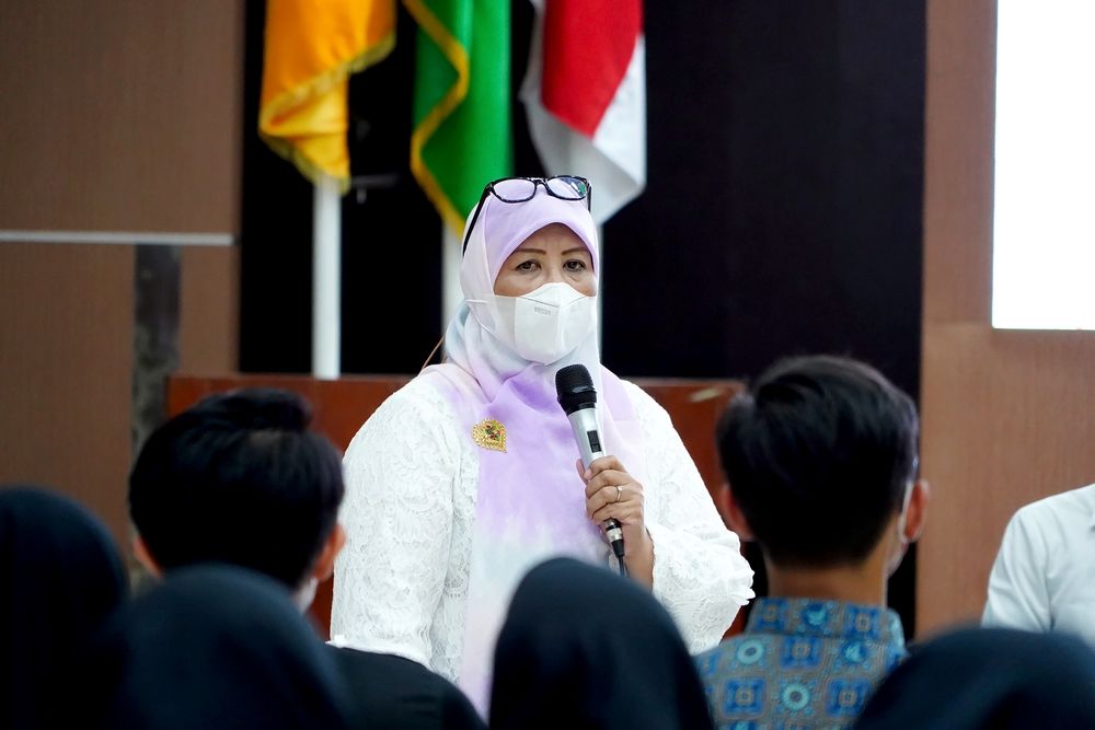 Medical Faculty of Sebelas Maret University | 72 Students of SMA Nurul ...