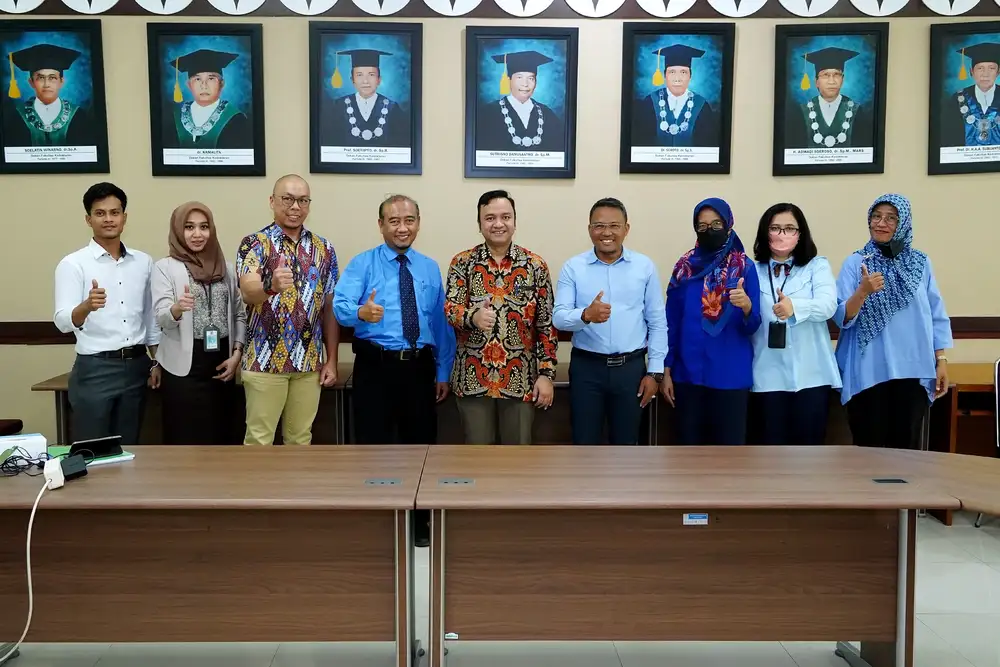 Medical Faculty of Sebelas Maret University | FK UNS Signs a ...